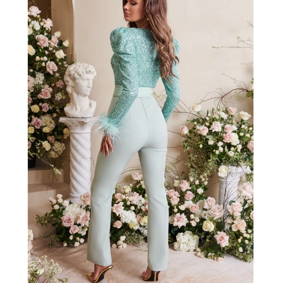 NEW SEASON Lavish Alice feather and sequin embellished jumpsuit missing belt - Picture 10 of 13